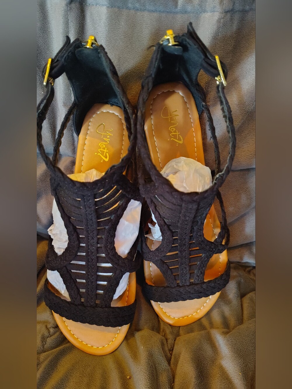 Brand New In Box YNot Sandals Size 7